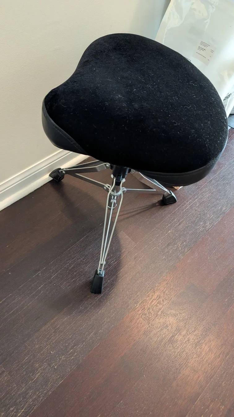 Ludwig Drum Throne adjustable chair thumbnail