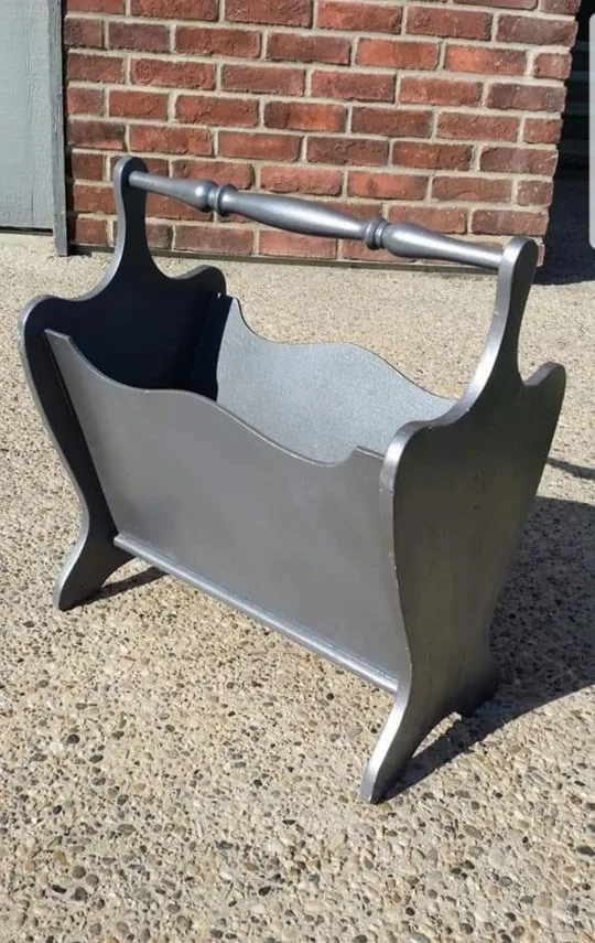 ☆☆☆ SILVER/GREY WOODEN MAGAZINE RACK/HOLDER!! ☆☆☆ image indicator(2)