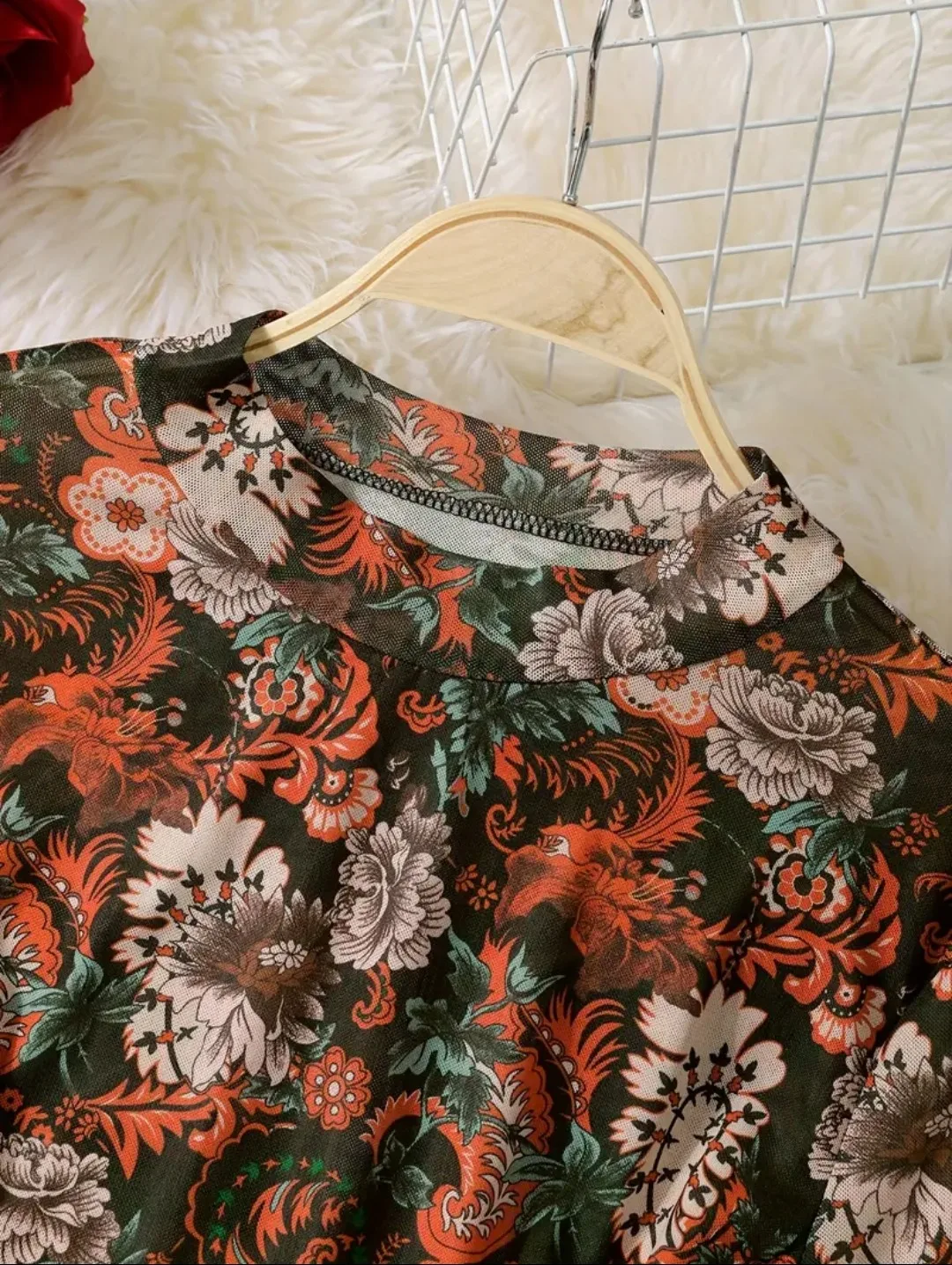 🇨🇦 Floral Print Long Sleeve Top image indicator(2)