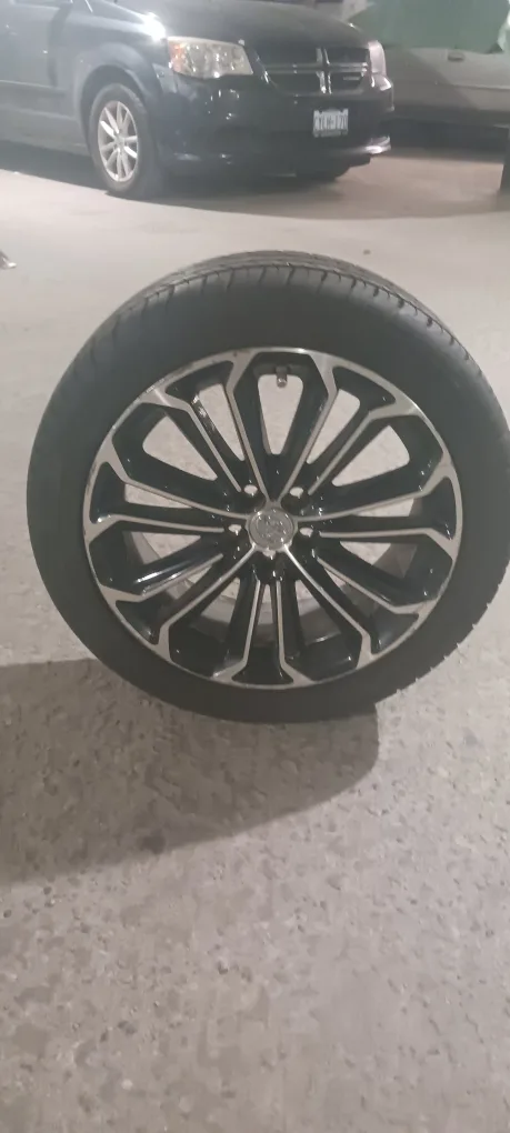 Toyota Tires and Rims - Set of 2 image indicator(6)