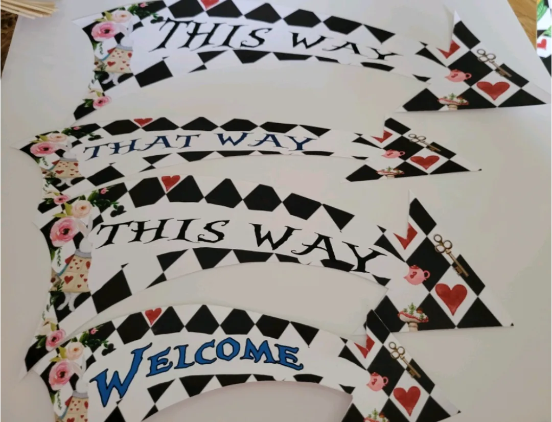 Alice in Wonderland Party Directional Signs🇨🇦 thumbnail