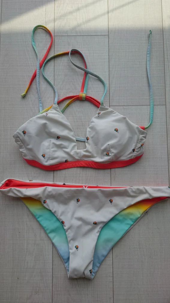Hurley Bikini Set - Ice Cream Print image indicator(6)