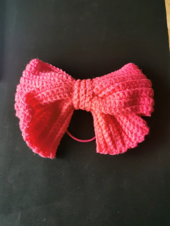 Pink Crochet Hair Bow thumbnail