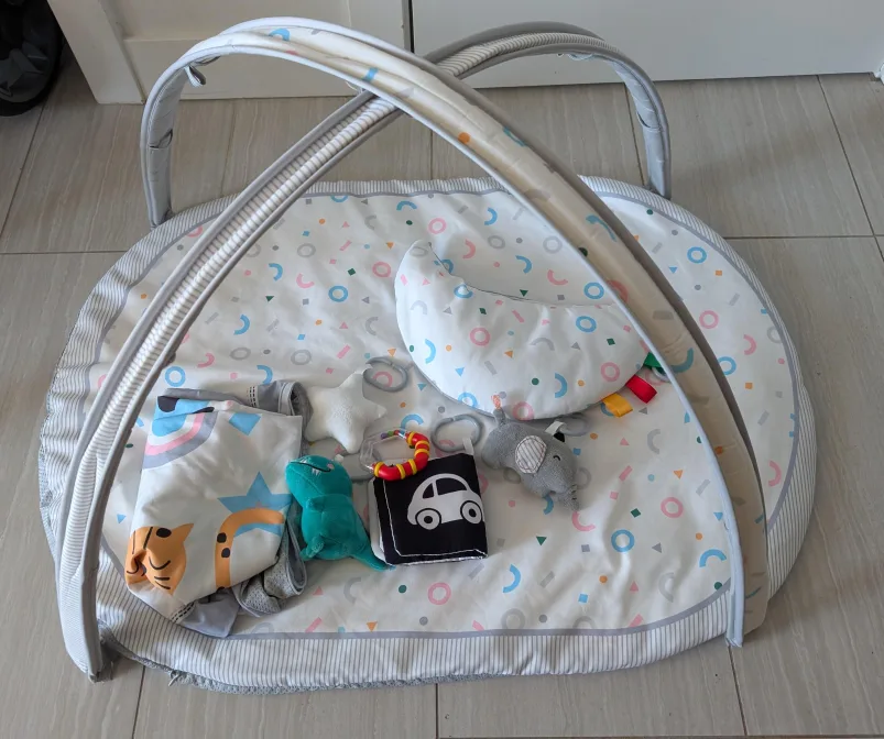 Baby Activity Gym Play Mat with Toys and extra cover thumbnail