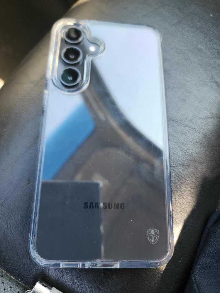 Samsung s24 FE - photo 2