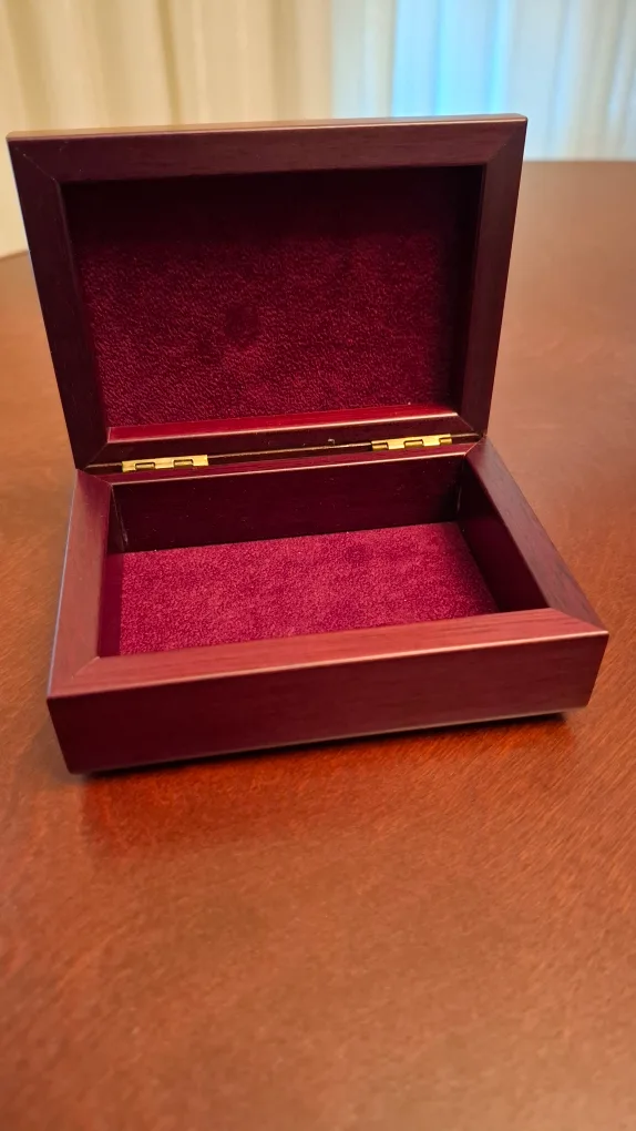 925 Sterling Silver Lidded Jewelry Box- Made in Italy image indicator(6)