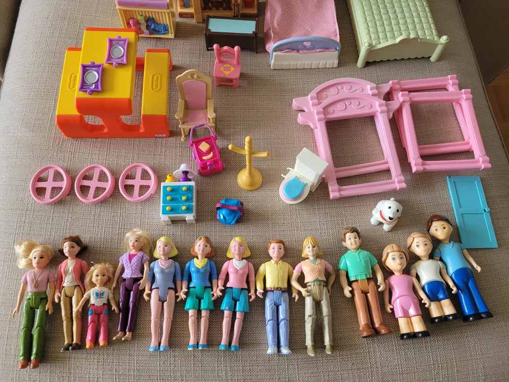 Fisher Price loving family doll house vintage toys image indicator(2)