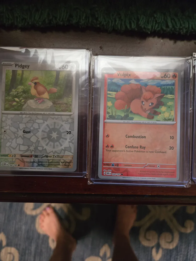 Pokémon Trading Cards - Pidgey, Vulpix, Scovillain, Darkrai thumbnail