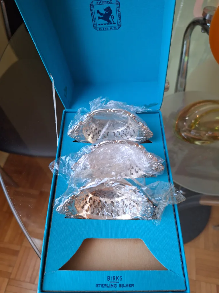 Birks Sterling Silver candy dishes (Set of 3) thumbnail