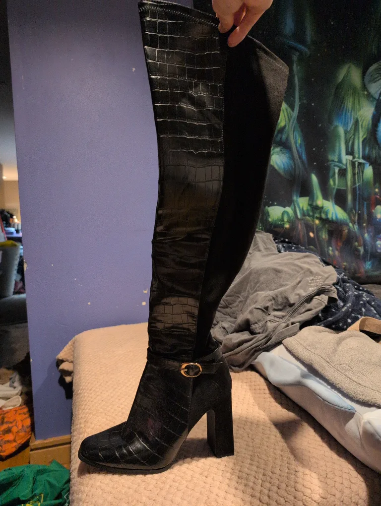 Black Over-the-Knee Boots (Size 7.5) thumbnail