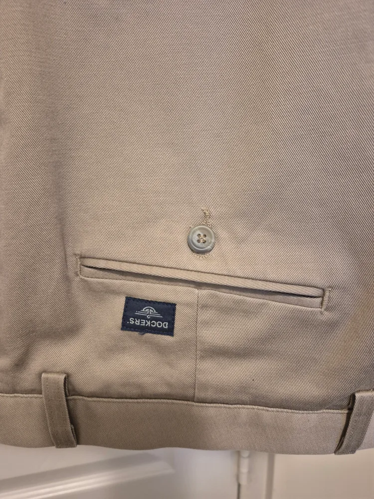 Dockers Khaki Pants Size 36x29 image indicator(3)