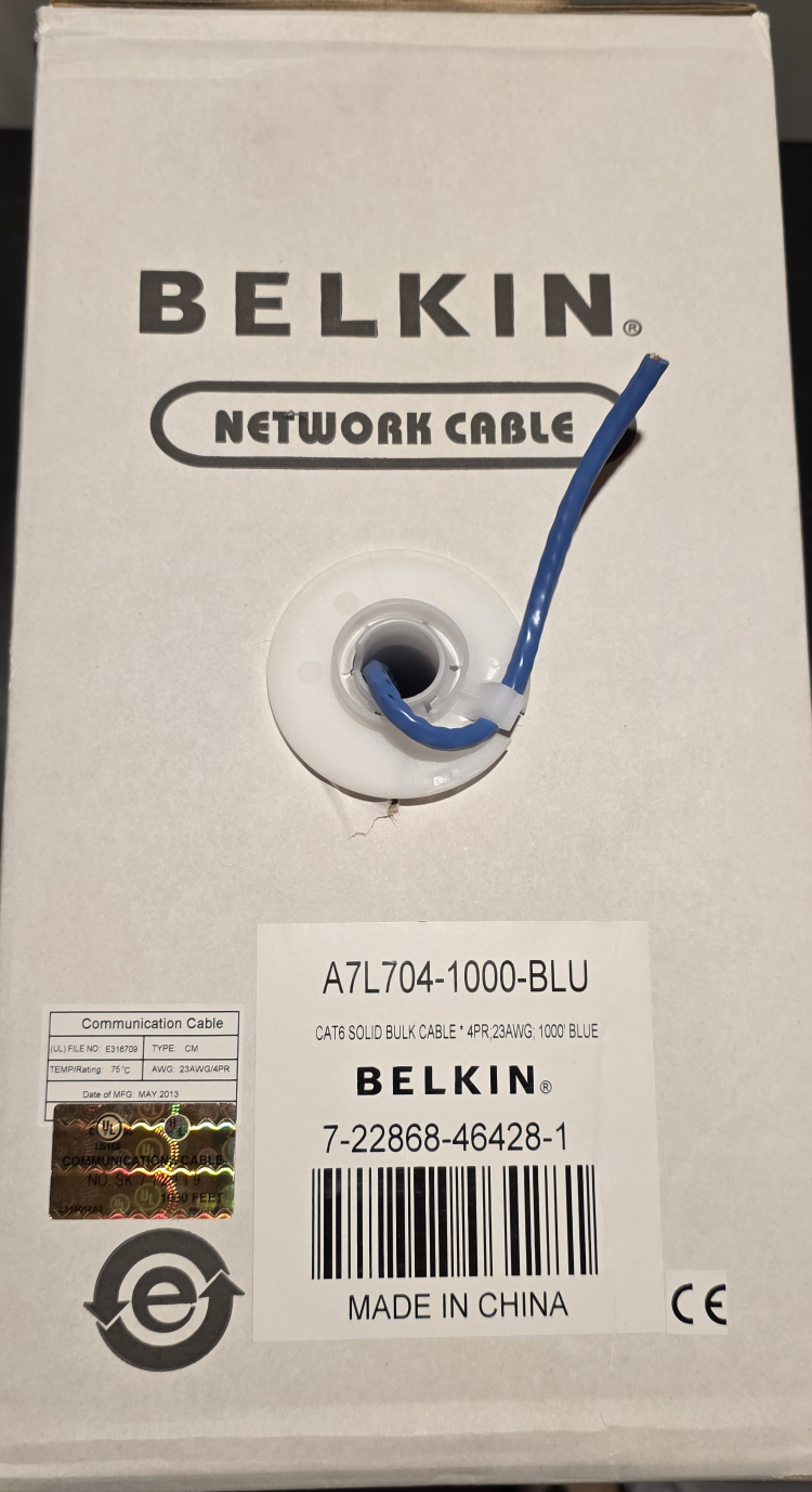 Belkin Network Cable - 686ft Blue