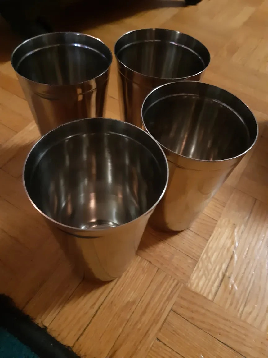 Stainless Steel Cups - Set of 4 🇨🇦 thumbnail