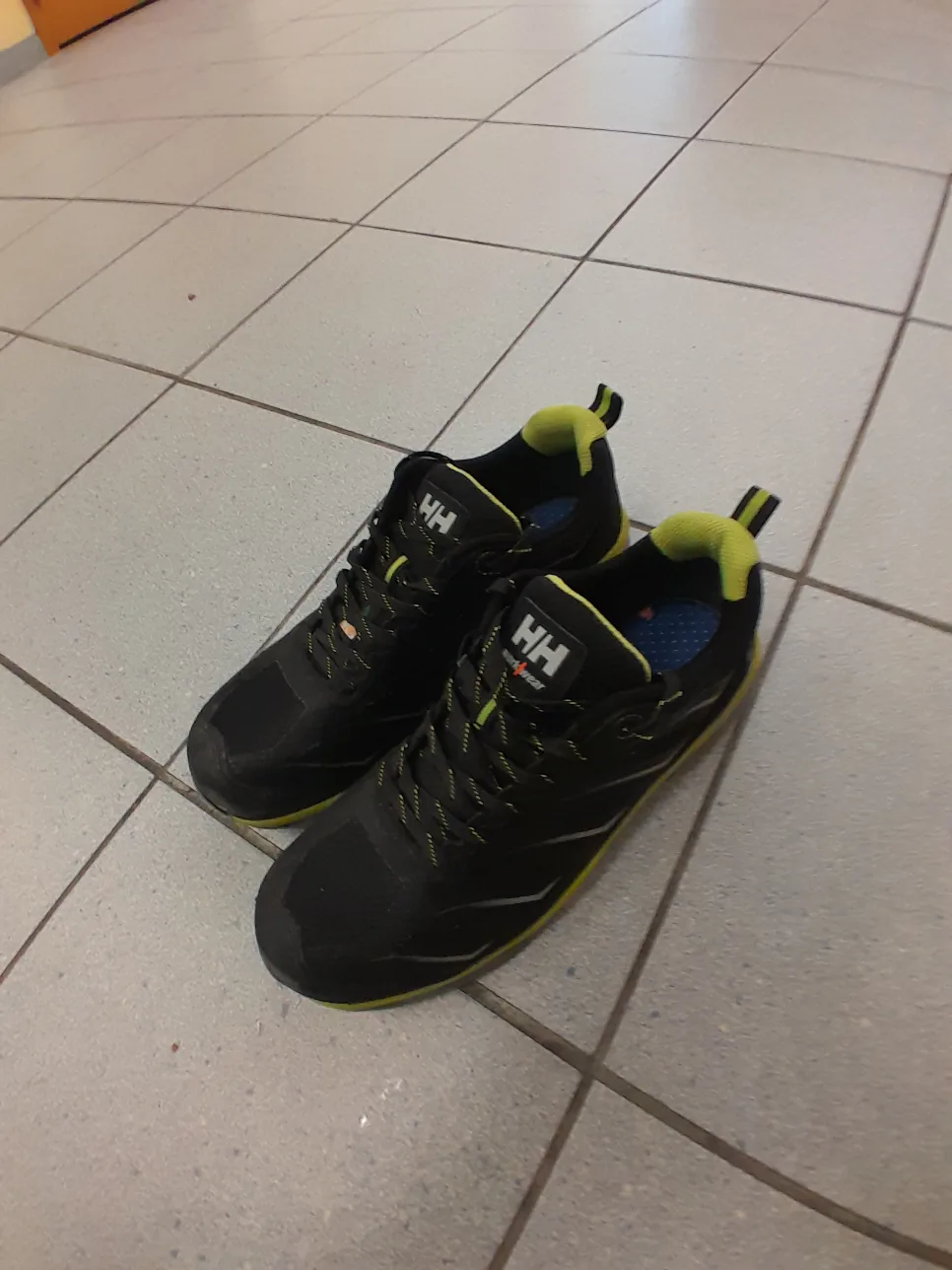 Helly Hansen Safety Original Shoes Size 10 thumbnail