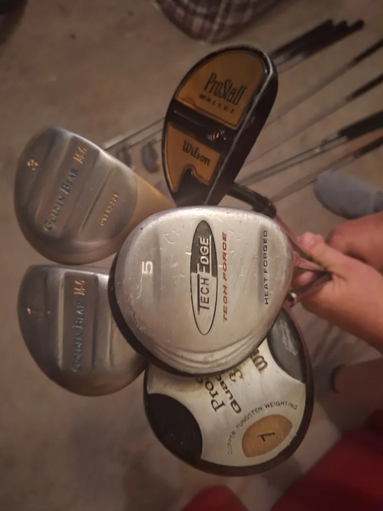 Golf Club Set with Knight Bag image indicator(2)