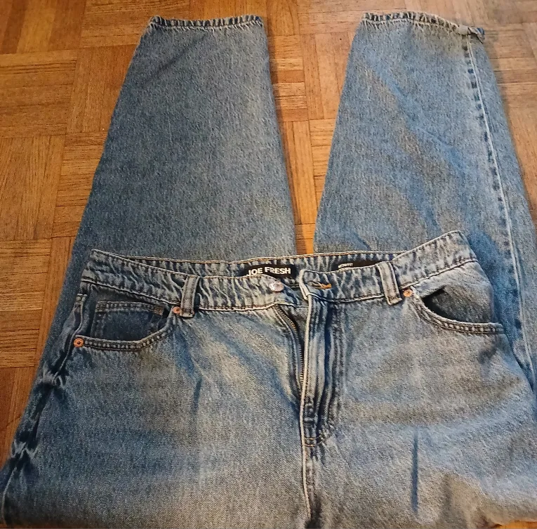 Joe Fresh Mom Fit Jeans - Size 32 thumbnail