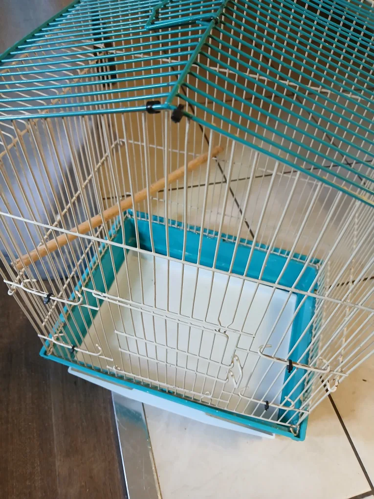 Bird Travel Cage  - Blue and White 🇨🇦 thumbnail