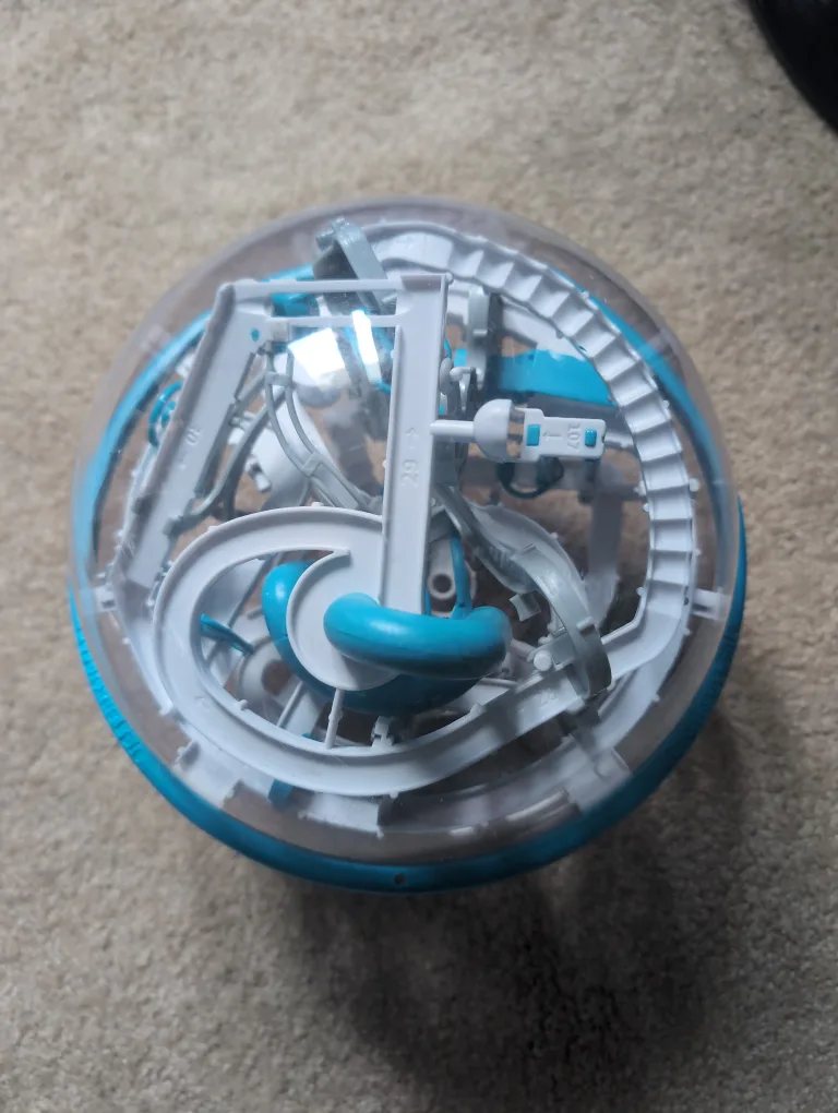 Perplexus Original 3D Maze Game thumbnail