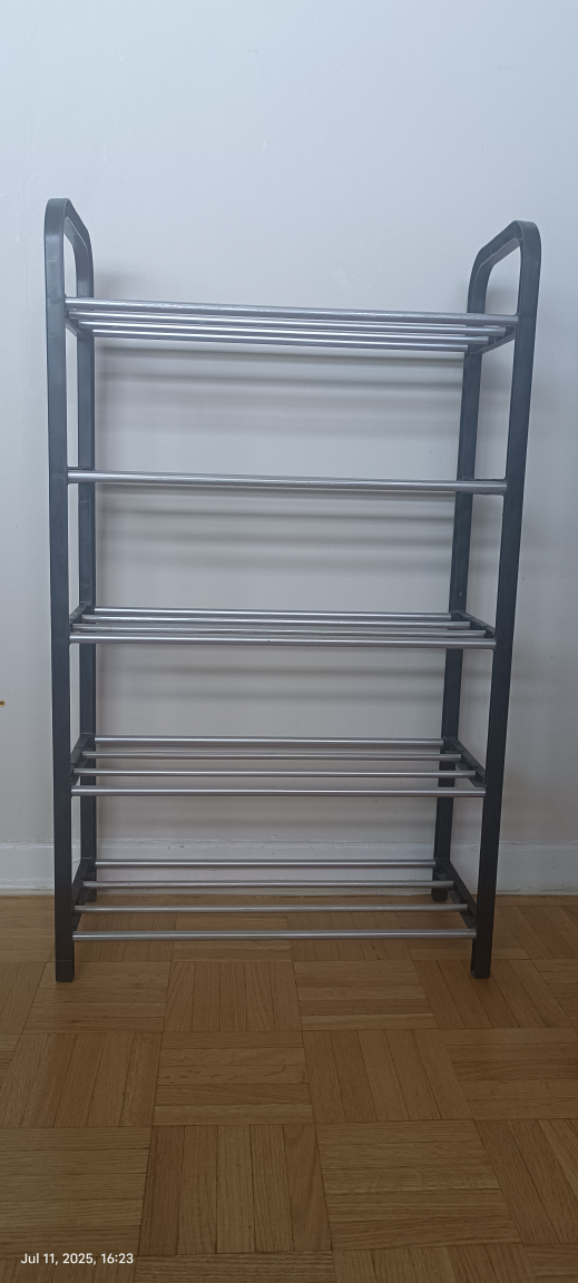 Dollarama - plastic Shoe Rack - Holds 5 Pairs