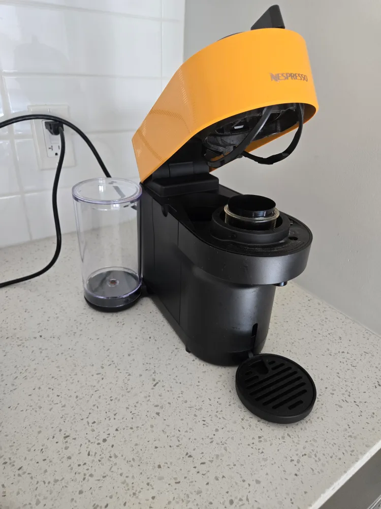 Nespresso vertuo Pop +  Orange thumbnail