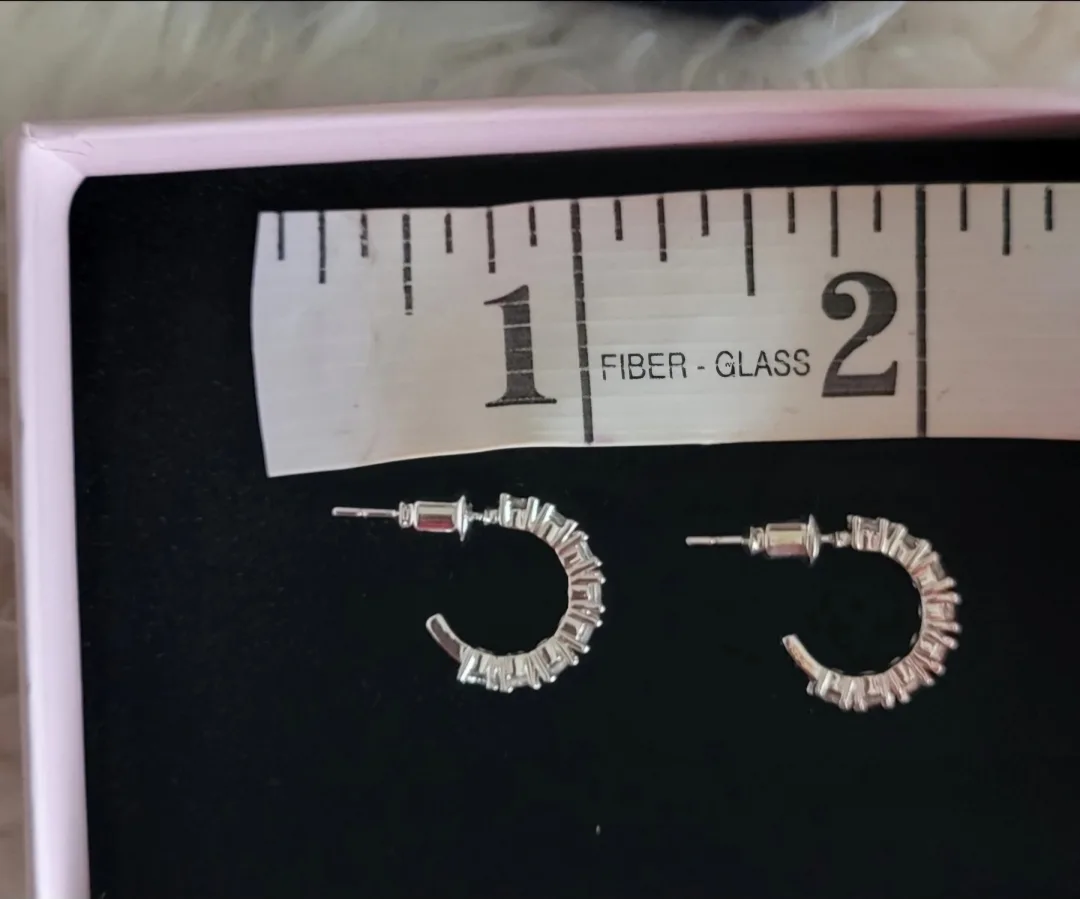 Gold Plated Silver Hoop Earrings - New 🇨🇦 image indicator(4)