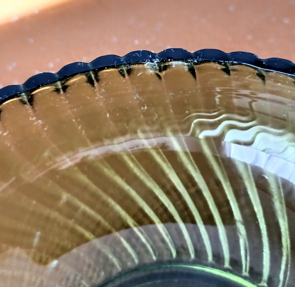 Vintage glassware - Read Descriptions image indicator(9)