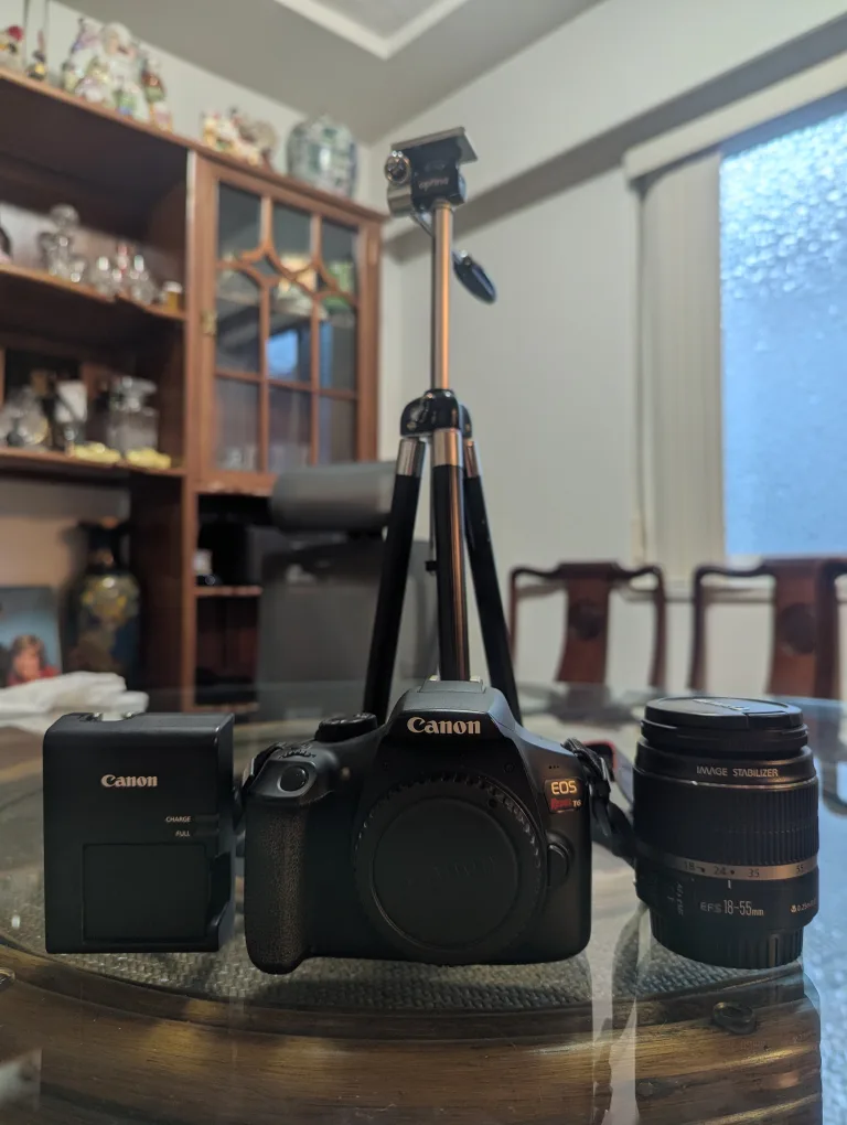 T6 Canon Camera with Accessories (LIKE NEW)