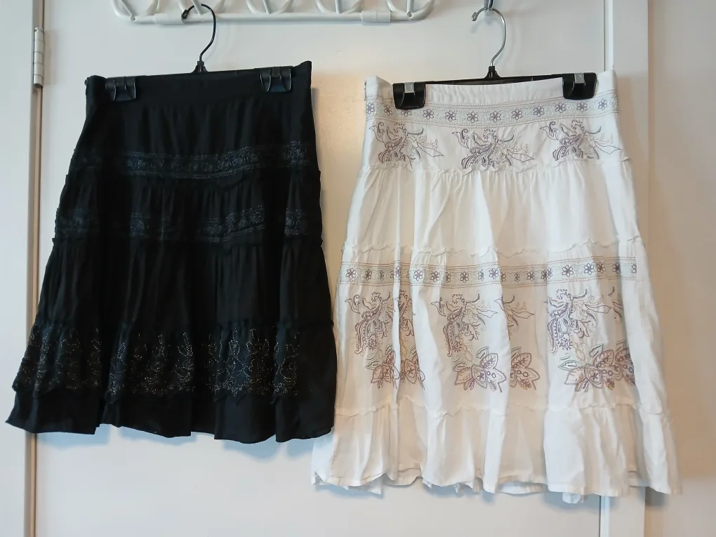 D.F. ELLE Skirts - Black & White. Size M. Both $10.00. thumbnail