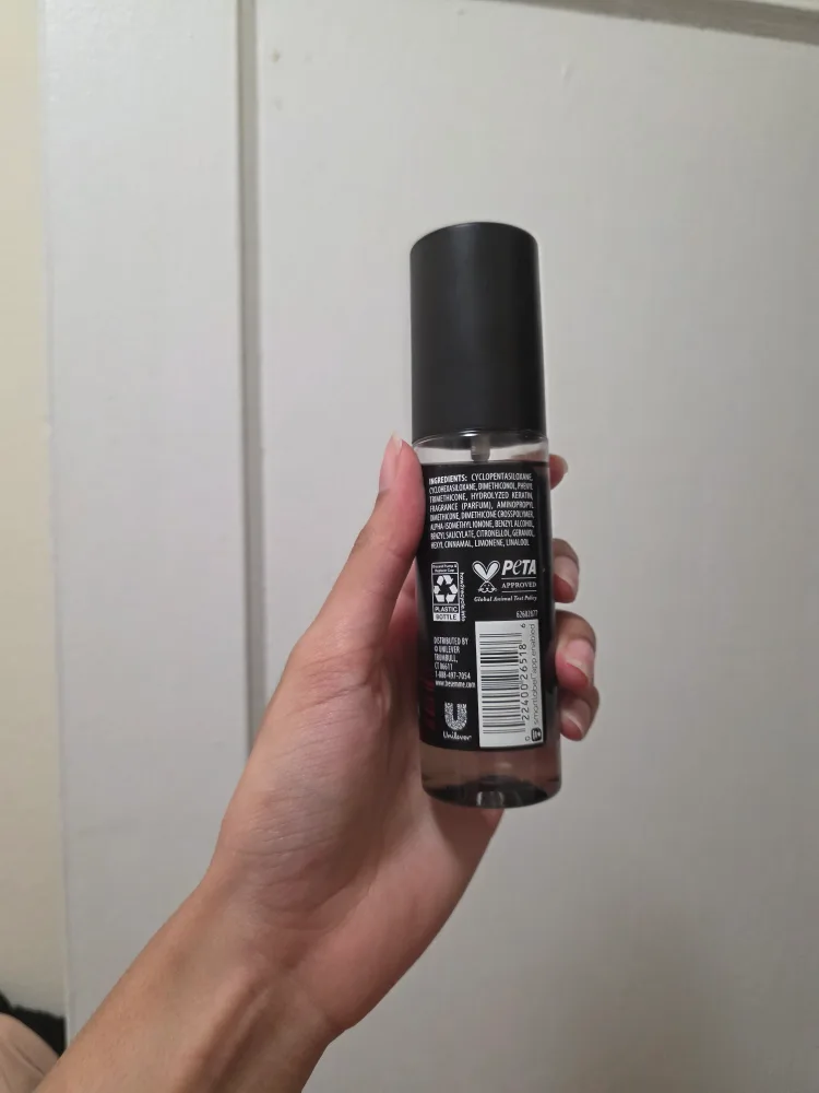 TRESemmé Keratin Smooth Weightless Silk Serum 3.3 fl oz image indicator(2)