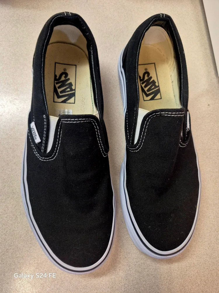 Vans Slip-On Shoes - Black thumbnail