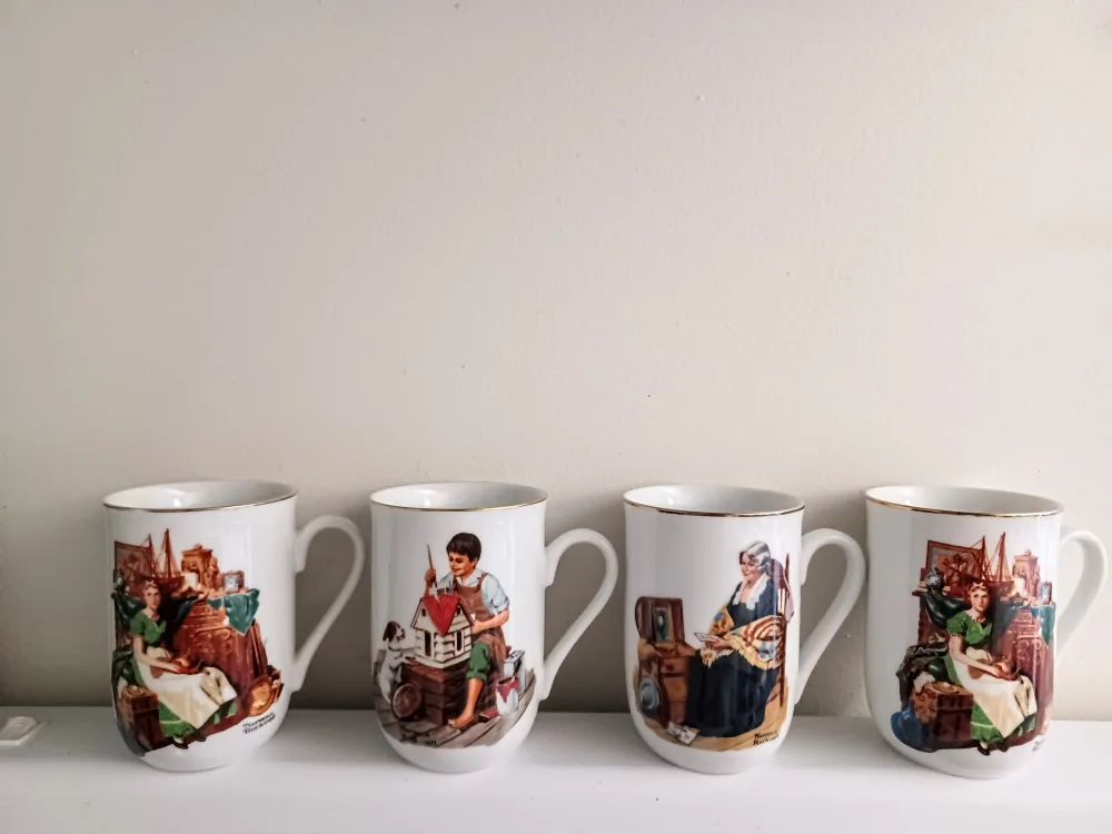 Set of 4 Vintage Gold rimmed Norman Rockwell Collector's mugs thumbnail