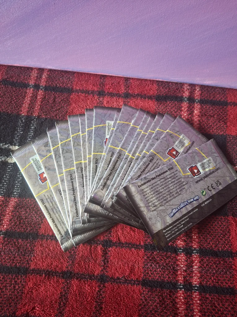 Pokémon Celebrations Trading Card Game Packs image indicator(2)