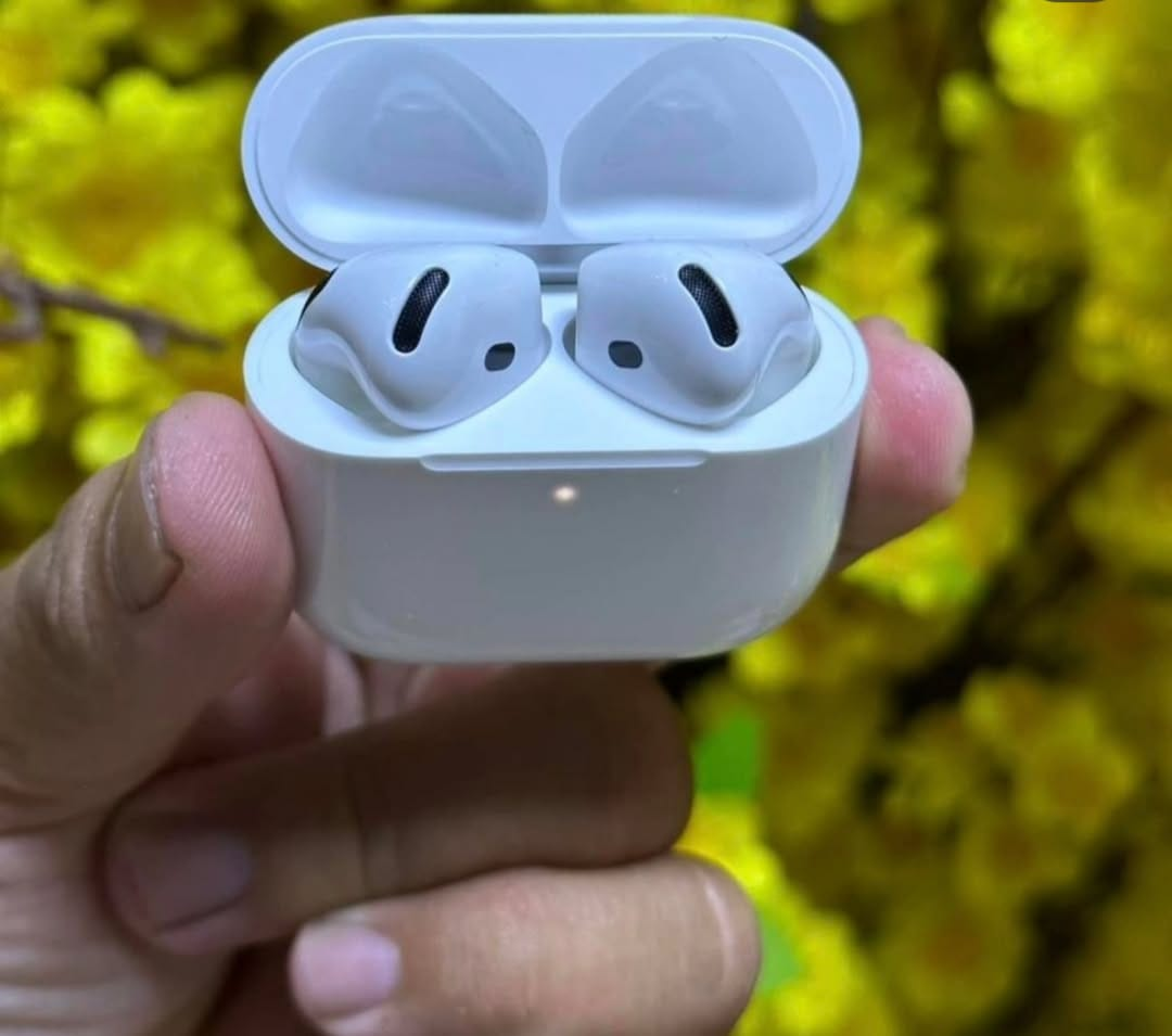 New Apple AirPods  4nd generation - photo 3