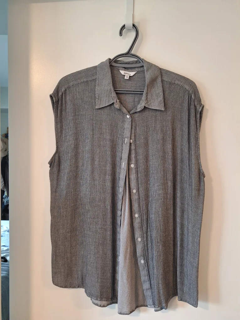 Reitmans XL Sleeveless Blouse thumbnail