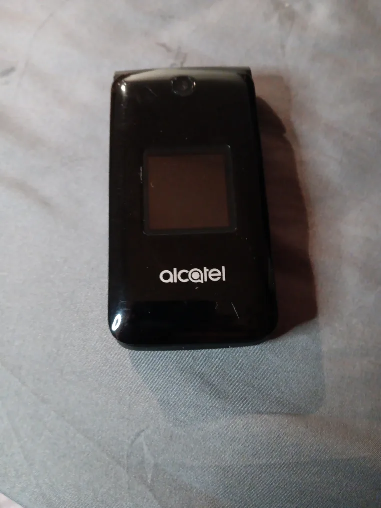 Alcatel Flip Phone thumbnail