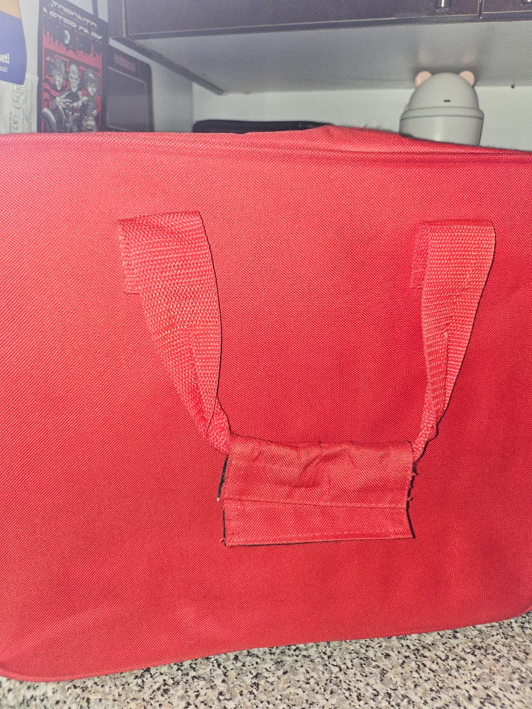 EyeSpy Laptop Bag Soft Carrying Case, Red 15 inch image indicator(6)