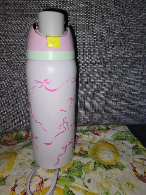 Owala FreeSip Water Bottle 32oz thumbnail
