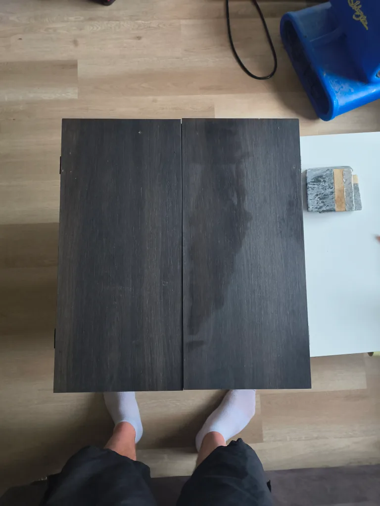 EastPoint Sonoma Dartboard Cabinet Set image indicator(2)