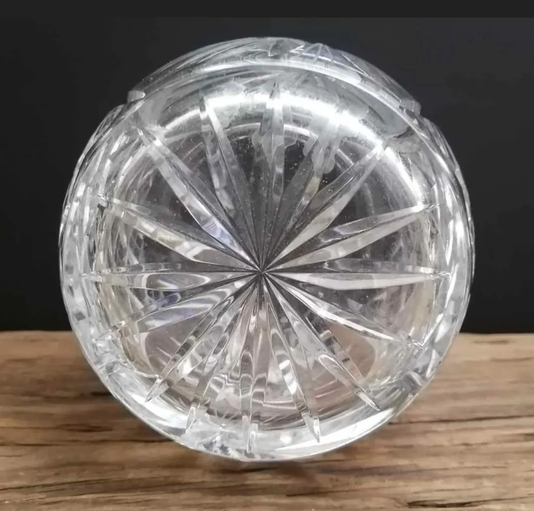 Pinwheel Crystal Vase ~ Wide Mouth Flower Vase image indicator(10)