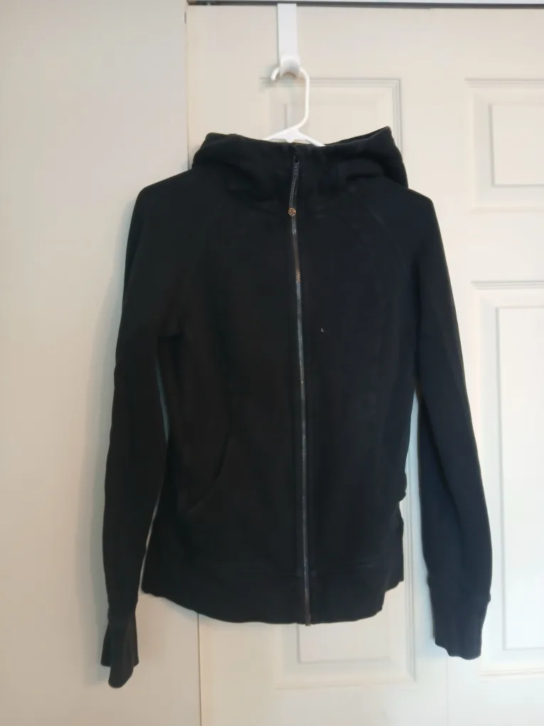 Lululemon Scuba Full-Zip Hoodie in Black, Size 6 thumbnail