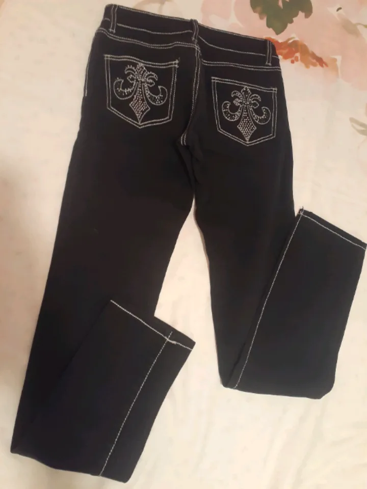 Women's Black Jeans image indicator(2)