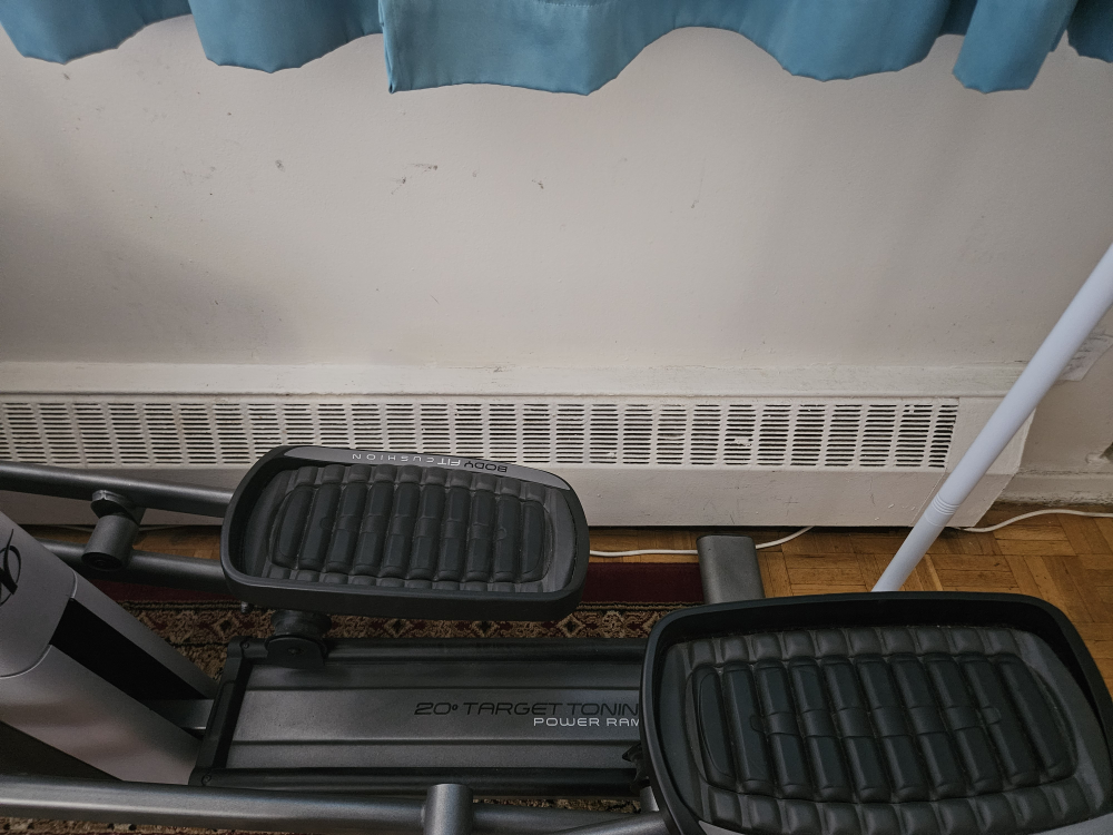 NordicTrack Commercial 9.9 Elliptical PS: Buyer removal - photo 2