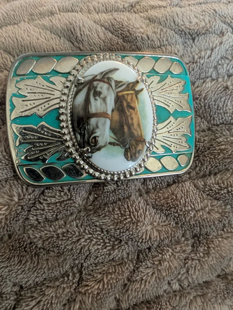 2 beautiful  unisex Horse head  Design Belt Buckle thumbnail