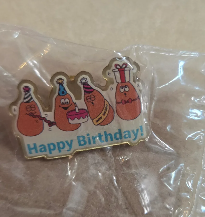 McDonald’s Chicken Nuggets Happy Birthday Collectable Pin 🥕 thumbnail