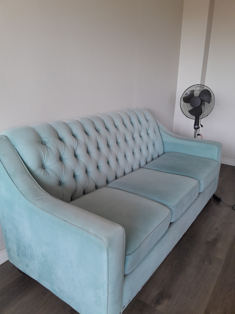 Blue Tufted Sofa - photo 2