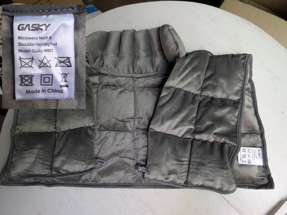 Gasky Microwave Neck & Shoulder Heating Pad thumbnail