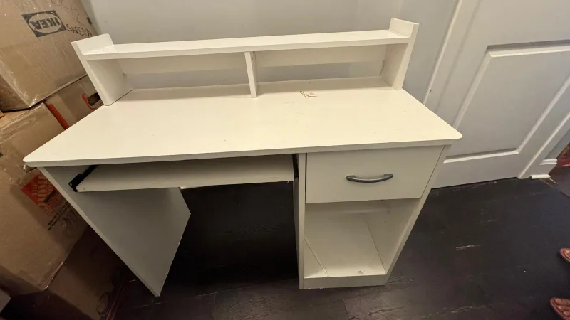 IKEA White Desk thumbnail