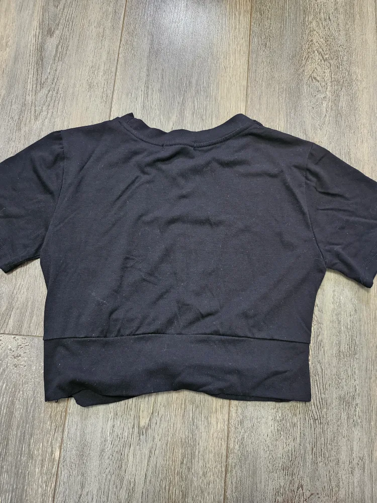 Anastasia Black Twist Front Crop Top - Small image indicator(2)