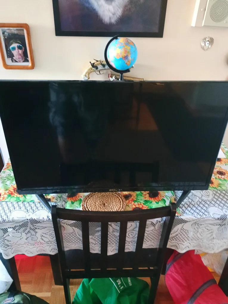 Bolva 32BV19 32" LED HDTV image indicator(7)