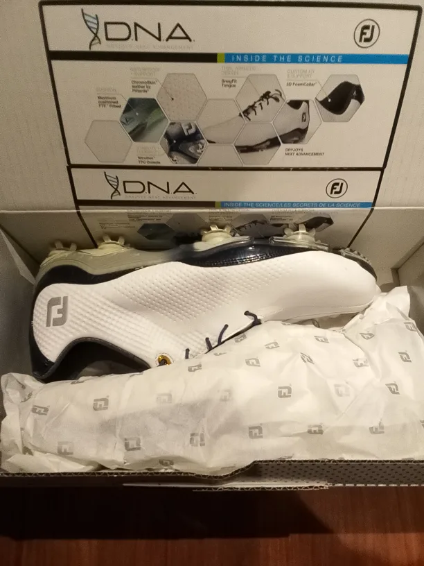 (Brand New) FootJoy DNA Golf Shoes, US Size 9.5 image indicator(2)